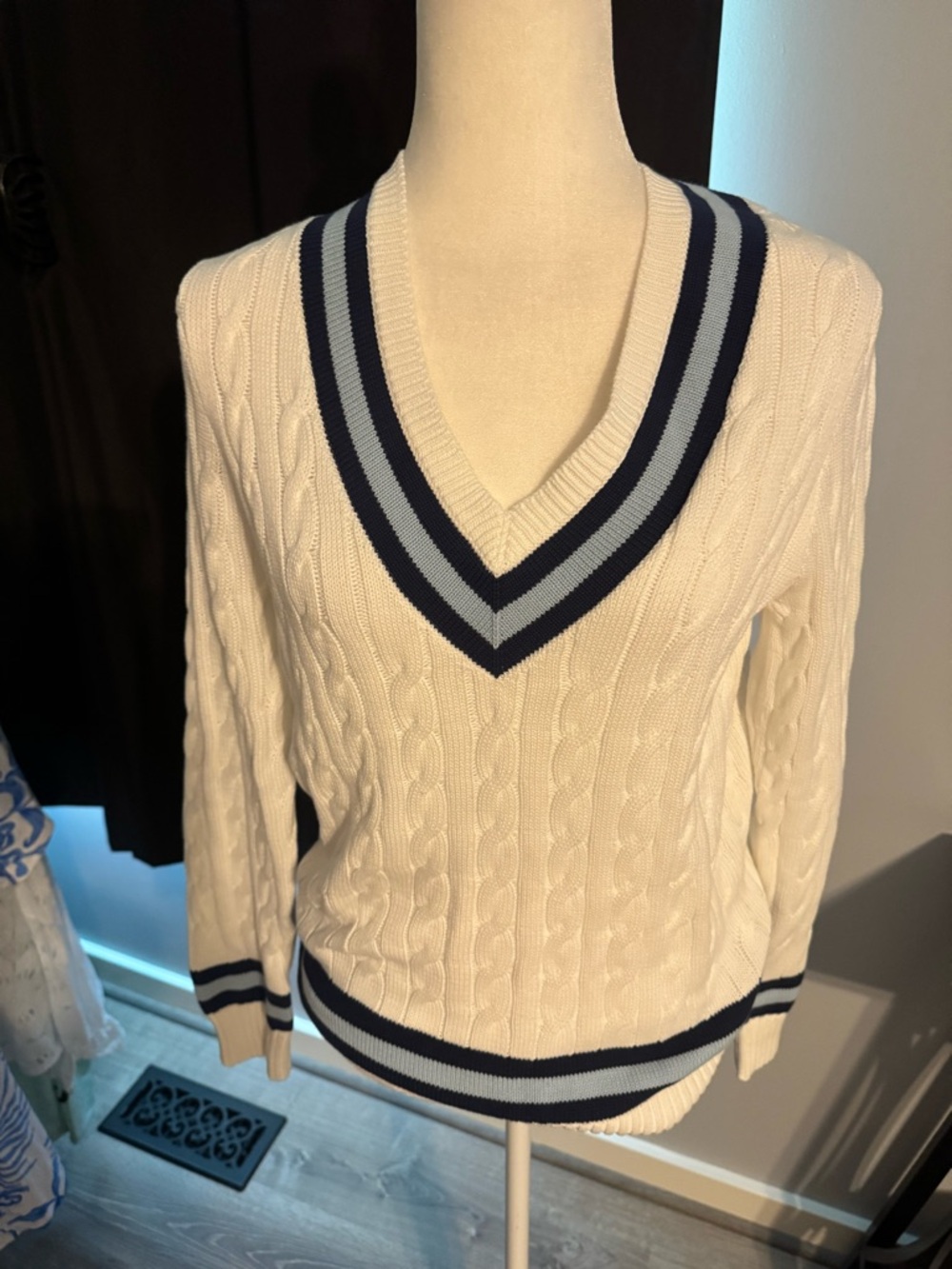 Lilly Pulitzer White Cable-Knit V-Neck Sweater with Navy and Light Blue Trim